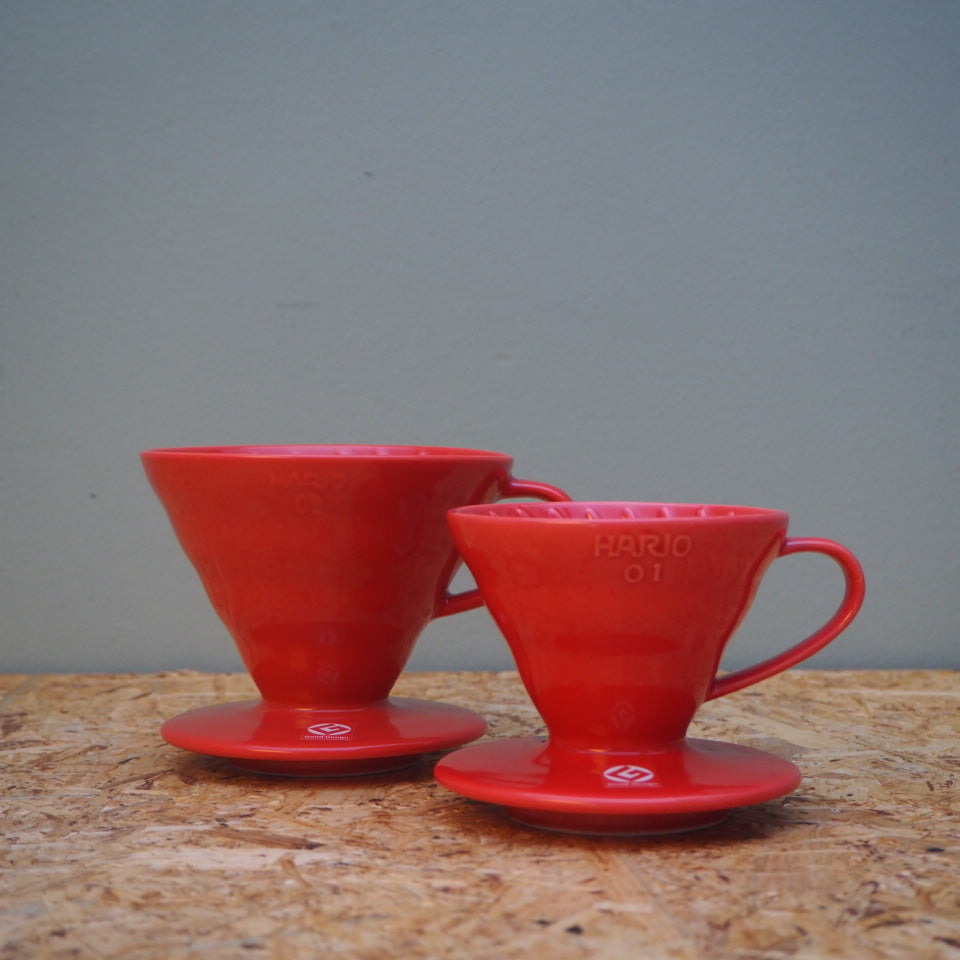 HARIO COFFEE DRIPPER V60 02 - Handfilter aus Keramik rot - KOFFEINSHOP